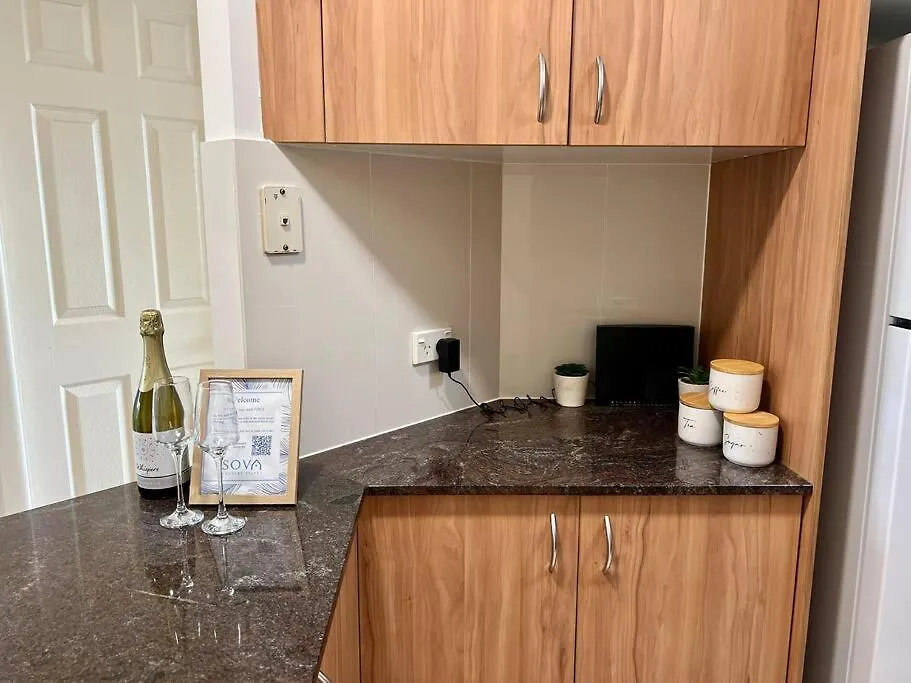 2-Bed Acropol Apartment With Balcony & Parking Brisbane