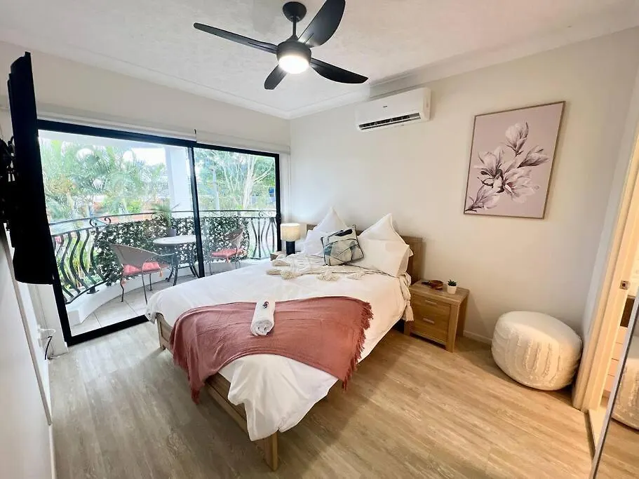 2-Bed Acropol Apartment With Balcony & Parking Brisbane